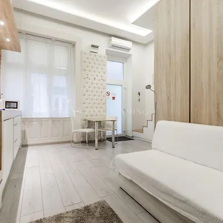 Minimal Loft - Pink Flamingo Apartament *